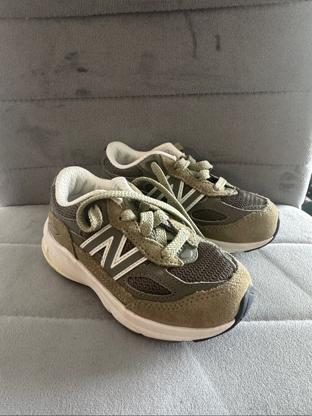 New Balance Kids Olive/Taupe Lace-Up Sneakers